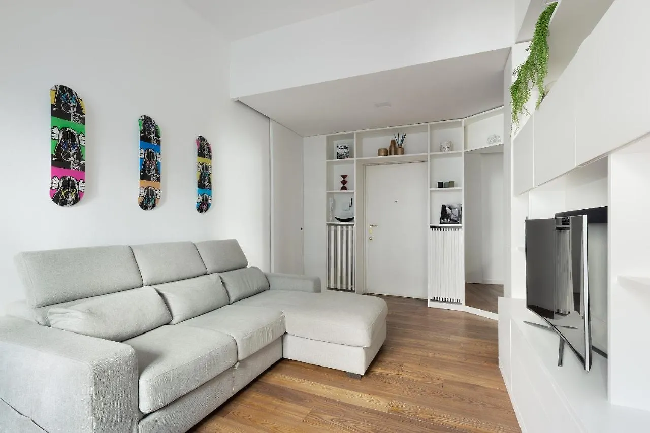 Hl Apartment - Brera, Garibaldi, Moscova, Duomo, Montenapoleone Milan